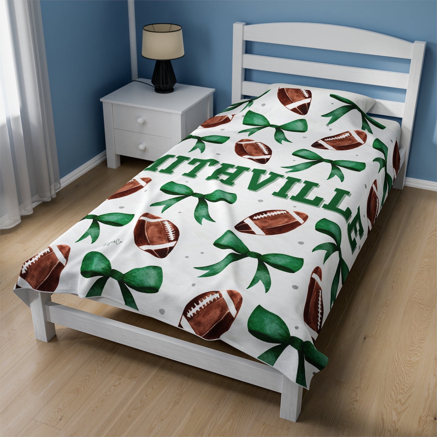 Smithville Bow Blanket